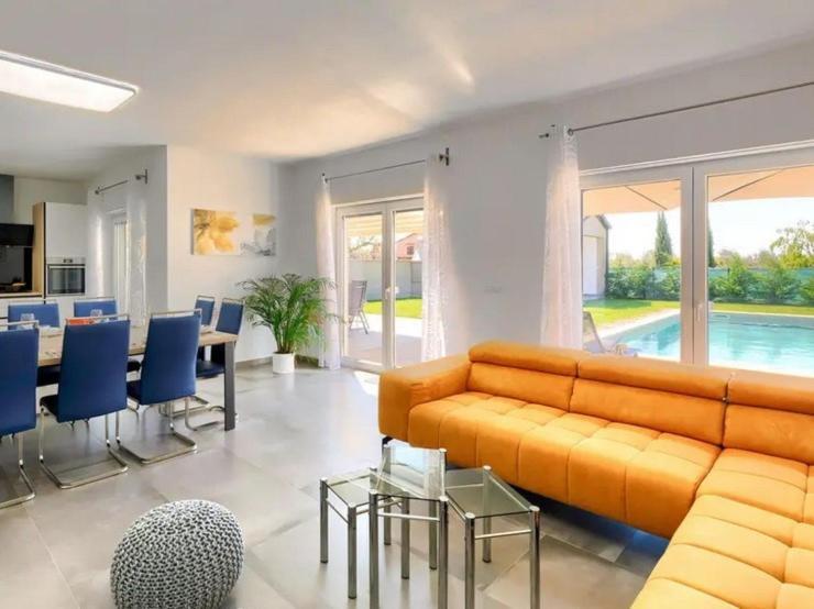 Villa Edi-Heated Pool & E-Bike Шишан Экстерьер фото
